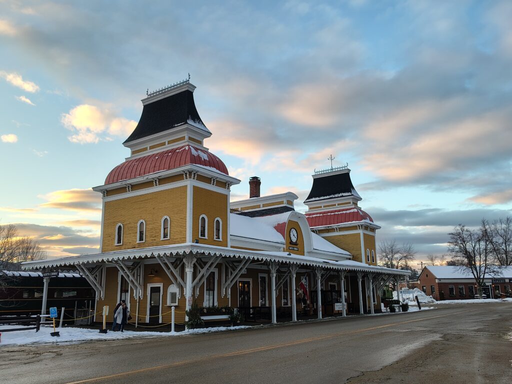 Conway NH area train home